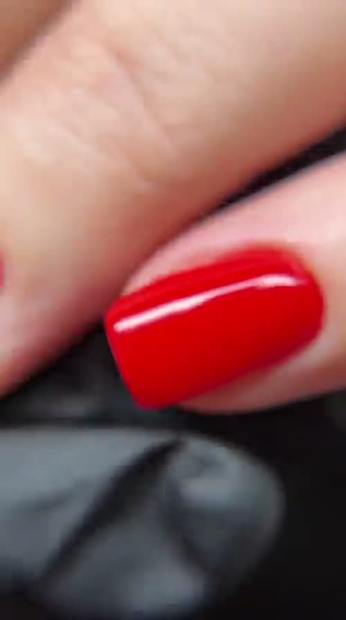 Red square gel