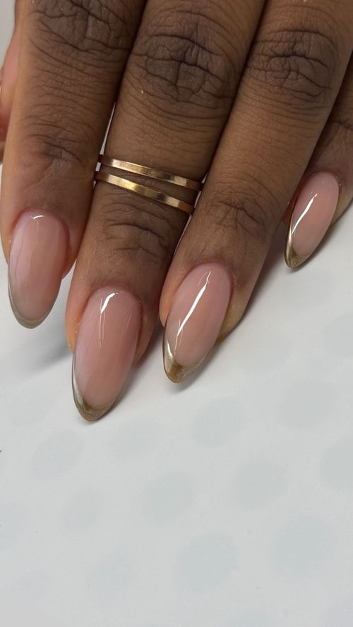 Nude set with gold tips