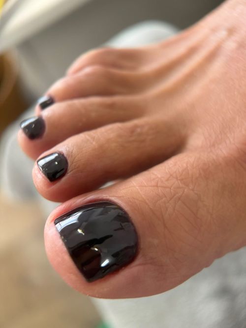 Black French toes